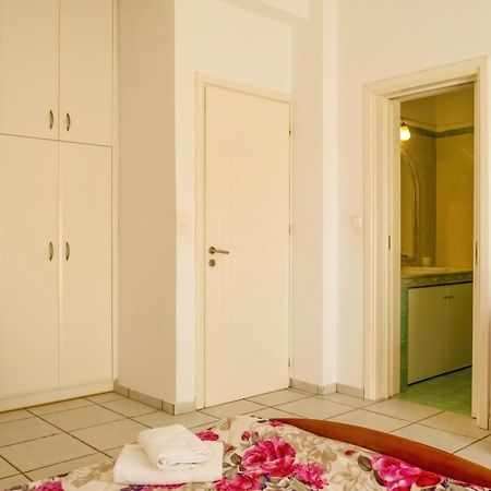 Villa Afroditi In Chania Near Airport With Private Pool, Free Wi-Fi, Souda Bay Views, Garden Oasis Kounoupidhianá Exterior foto