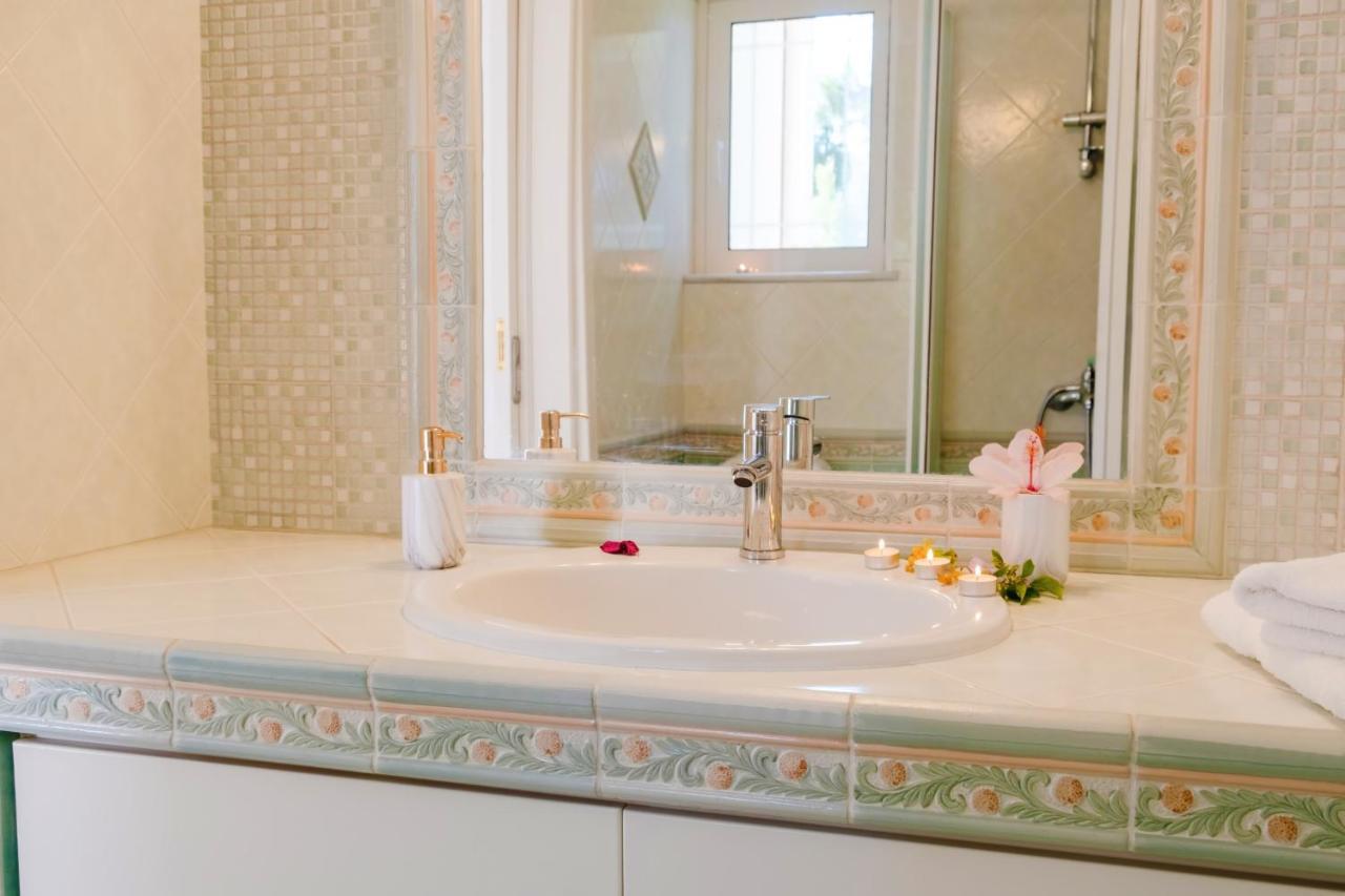 Villa Afroditi In Chania Near Airport With Private Pool, Free Wi-Fi, Souda Bay Views, Garden Oasis Kounoupidhianá Exterior foto