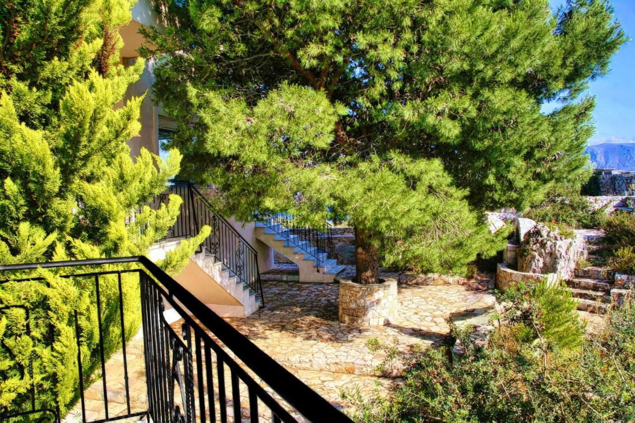 Villa Afroditi In Chania Near Airport With Private Pool, Free Wi-Fi, Souda Bay Views, Garden Oasis Kounoupidhianá Exterior foto